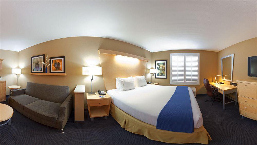 Holiday Inn Express Hotel & Suites Modesto-Salida By Ihg Exterior foto
