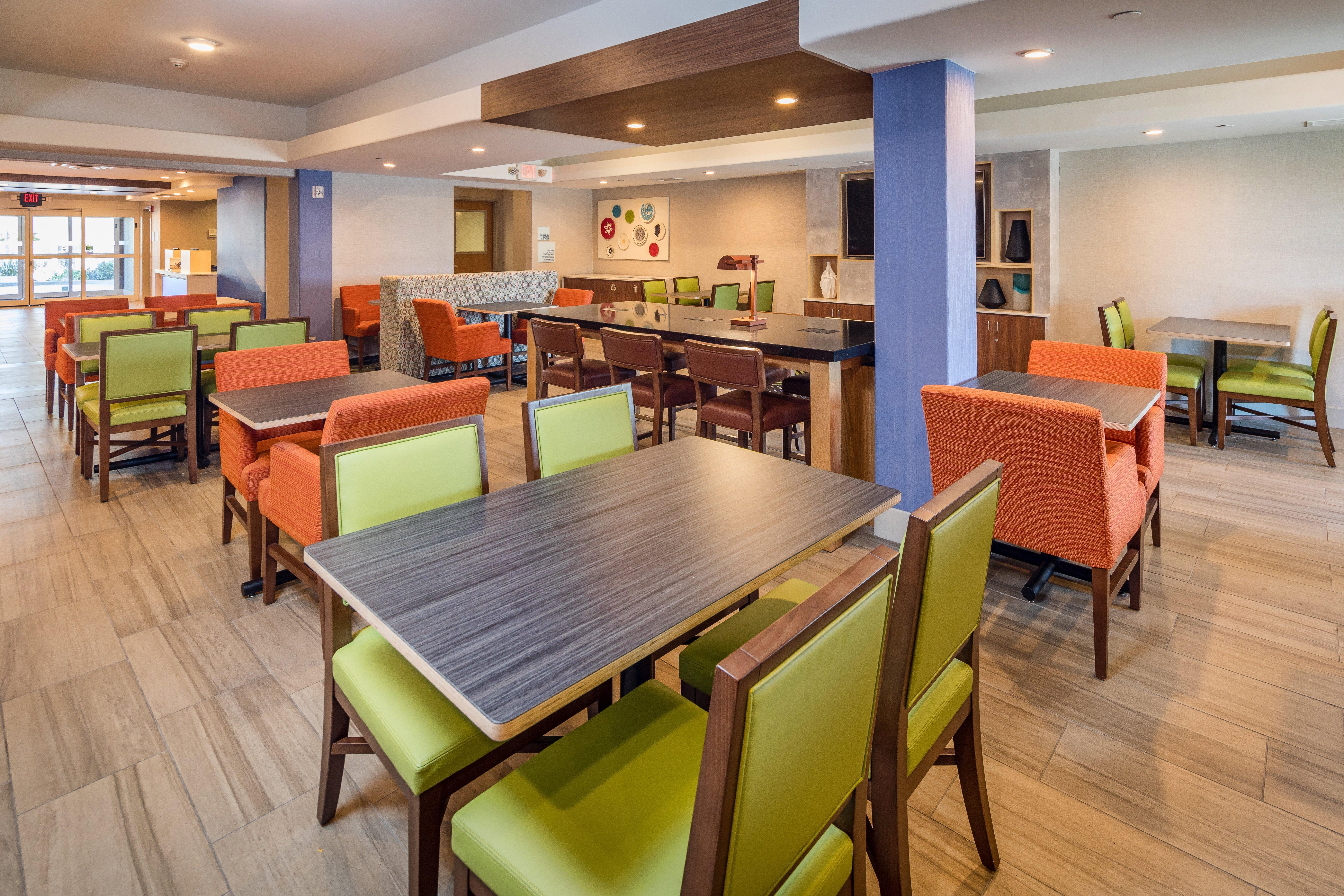 Holiday Inn Express Hotel & Suites Modesto-Salida By Ihg Exterior foto