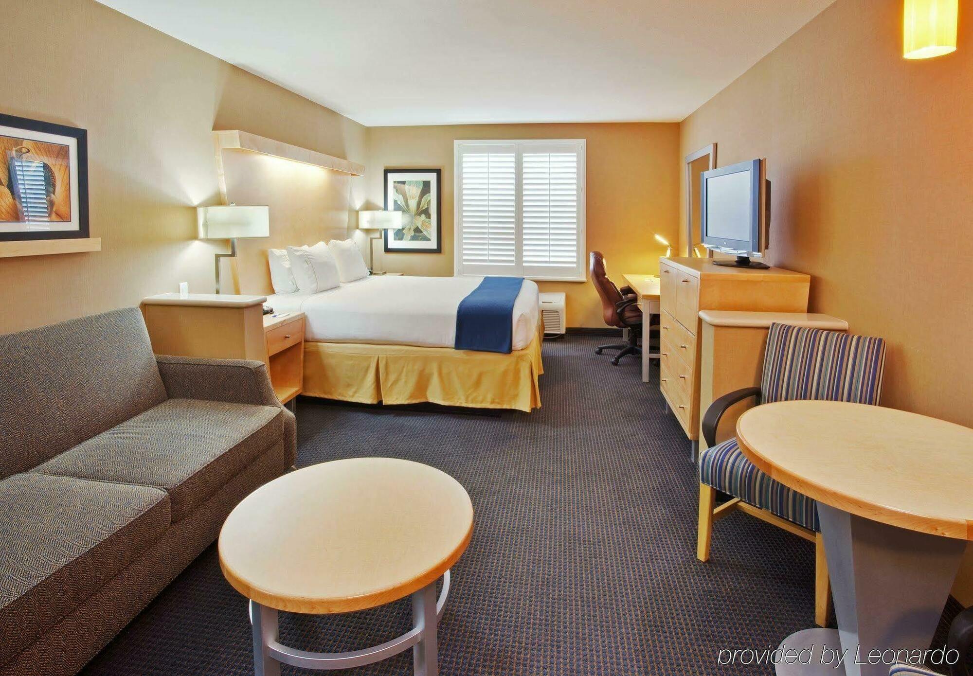 Holiday Inn Express Hotel & Suites Modesto-Salida By Ihg Exterior foto